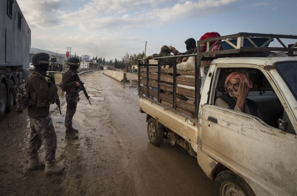 Foto - Afrin'de güvenlik özel harekata emanet