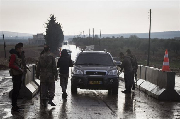 Foto - Afrin'de güvenlik özel harekata emanet