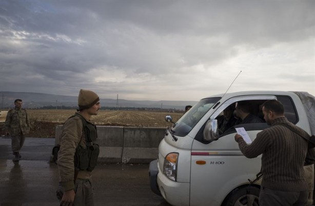 Foto - Afrin'de güvenlik özel harekata emanet