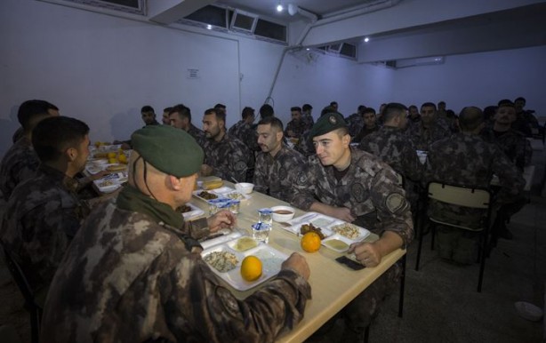 Foto - Afrin'de güvenlik özel harekata emanet