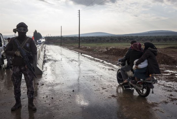 Foto - Afrin'de güvenlik özel harekata emanet