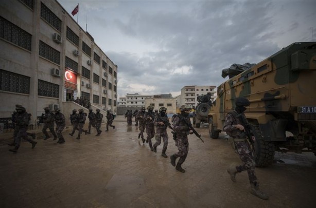 Foto - Afrin'de güvenlik özel harekata emanet