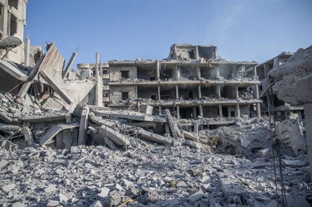 Foto - Afrin'de terör örgütünün tuzakladığı binada patlama: 11 ölü
