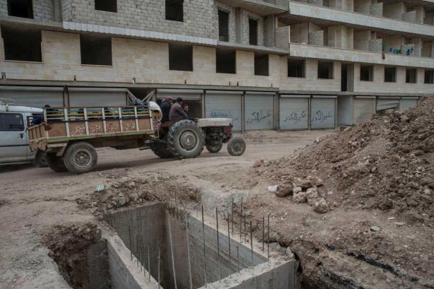 Foto - Afrin'de teröristlerin beton fabrikası bulundu