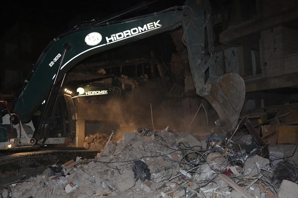 Afşin ilçesinde arama kurtarma çalışmaları tamamlandı