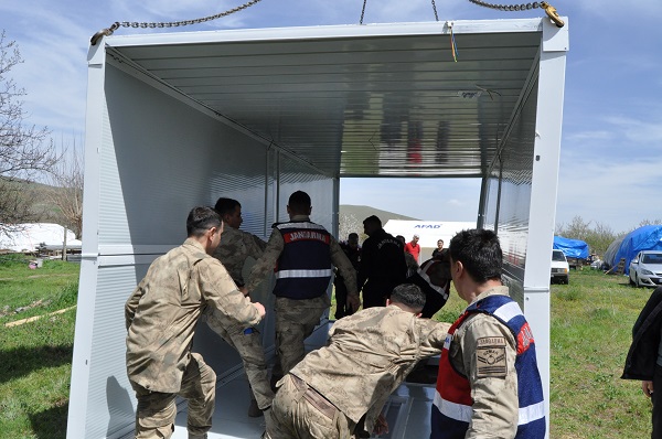 Foto - Afşin'de katlanabilir konteyner kurulumu başladı