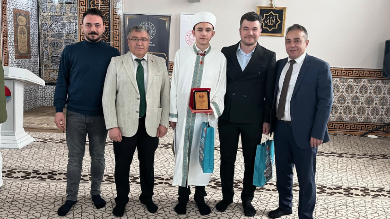 Afyonkarahisar Anadolu İmam Hatip Lisesi'nden bir başarı daha