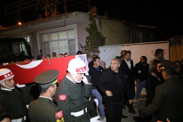 Foto - Afyonkarahisar kahramanını uğurladı