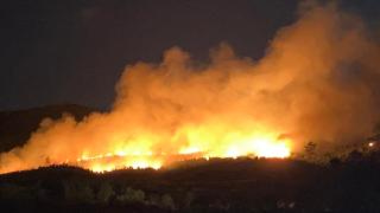 Foto - Afyonkarahisar’da bir köy tahliye edildi! Vali Yiğitbaşı son durumu açıkladı