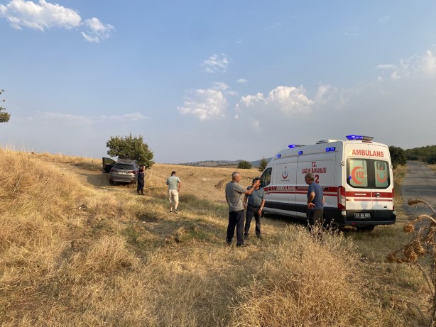 Foto - Ağaca çarpan otomobilden vahşet çıktı