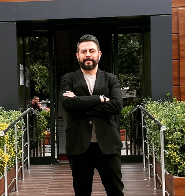 Foto - Ağaca çarpan otomobilden vahşet çıktı