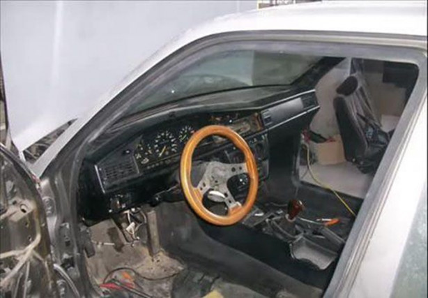 Foto - Ağır bir kazaya karışınca hurdaya çıktı ama...