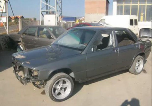 Foto - Ağır bir kazaya karışınca hurdaya çıktı ama...