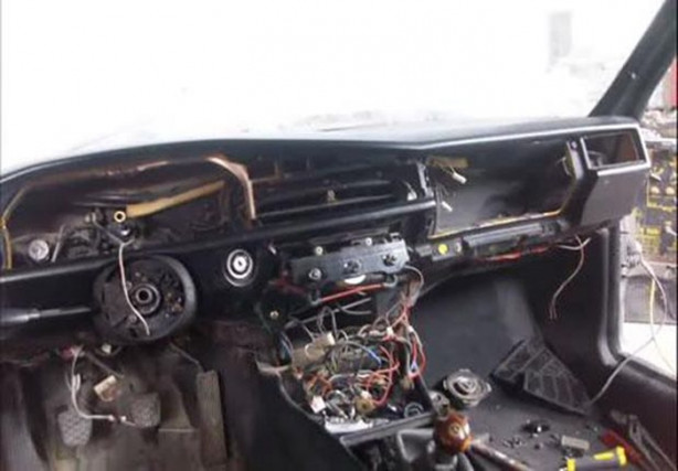 Foto - Ağır bir kazaya karışınca hurdaya çıktı ama...