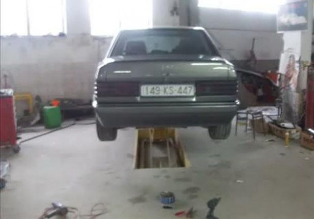 Foto - Ağır bir kazaya karışınca hurdaya çıktı ama...