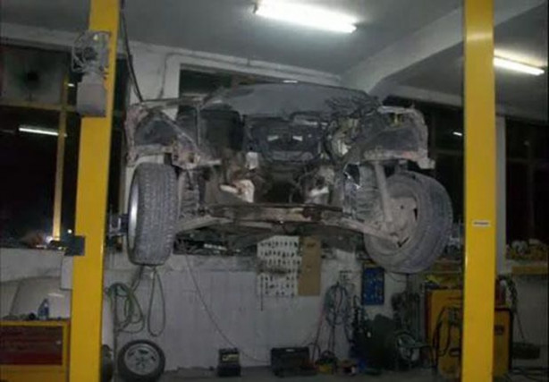 Foto - Ağır bir kazaya karışınca hurdaya çıktı ama...