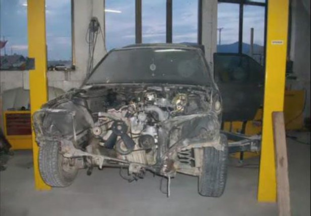 Foto - Ağır bir kazaya karışınca hurdaya çıktı ama...