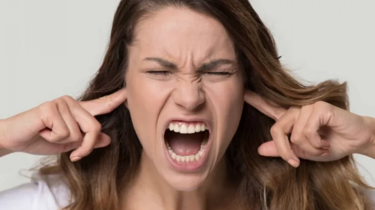 'Ağız şapırdatma', 'saat tıkırtısı' gibi seslere aşırı duyarlılıkta tedavi şart...
