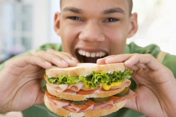 Foto - Ağız şapırdatmanın akılalmaz faydaları!