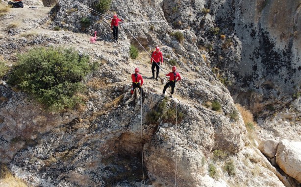 Foto - Ağızlar bir karış açık kalacak: Yok böyle bir tatbikat! Helal olsun size yahu...