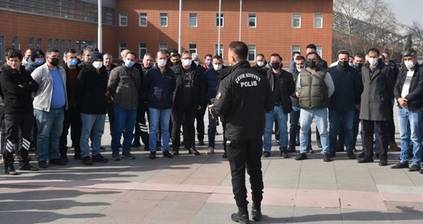 Foto - Ağlatan eğitim! Hortumların başına koştular