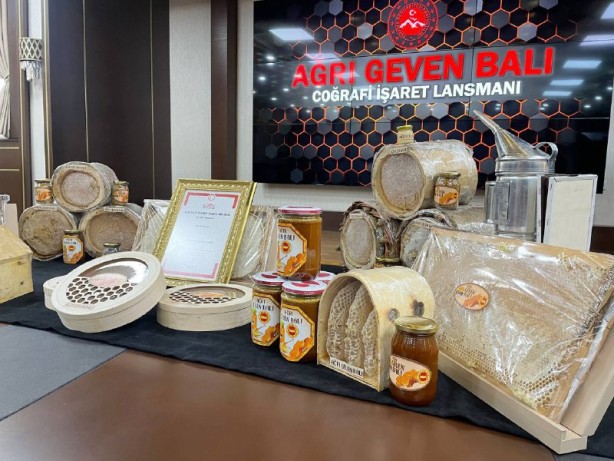 Foto - Ağrı geven balı coğrafi işaret aldı