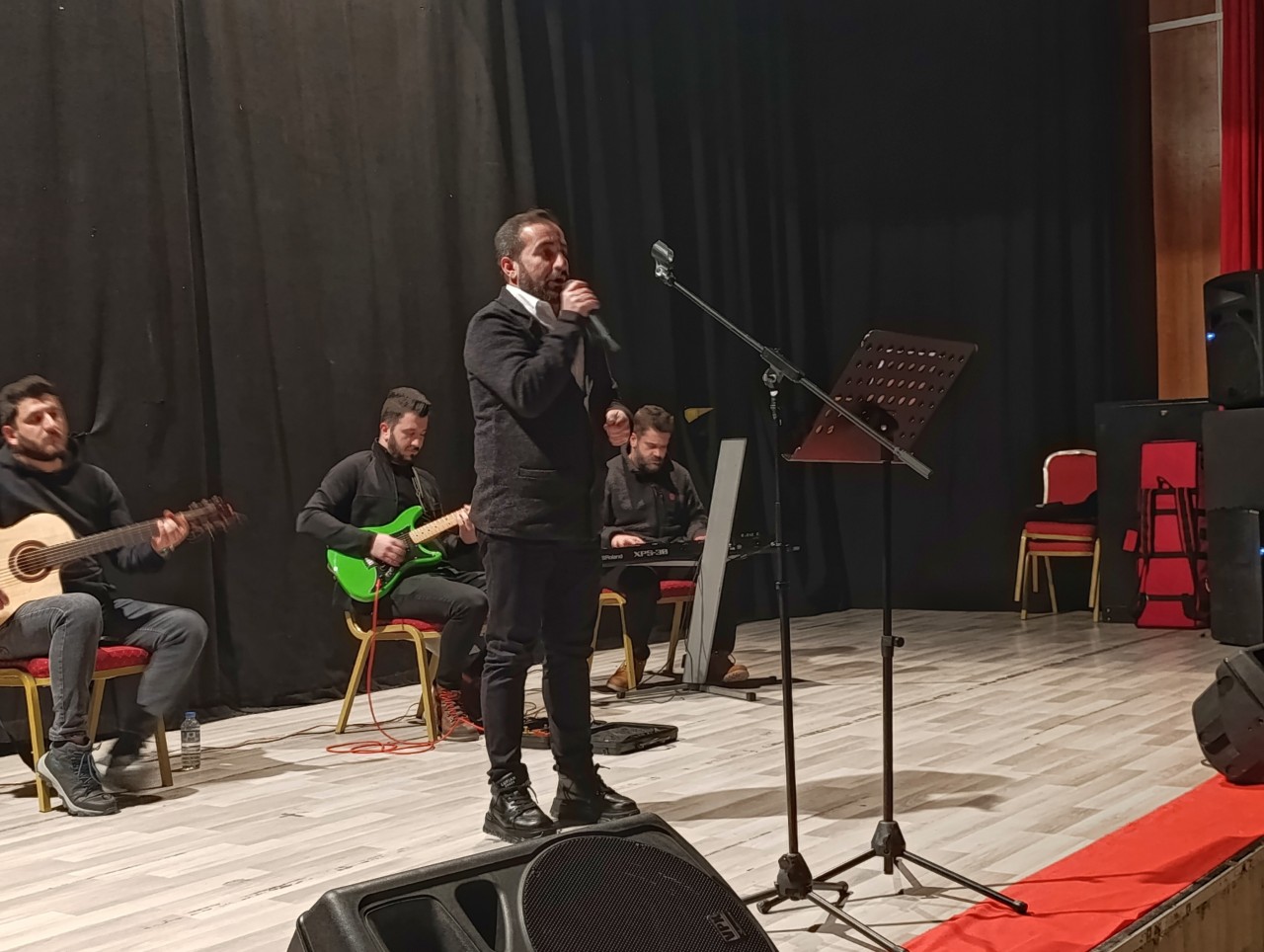 Foto - Ağrı'da üniversite sınavına hazırlanan öğrenciler için moral konseri düzenlendi