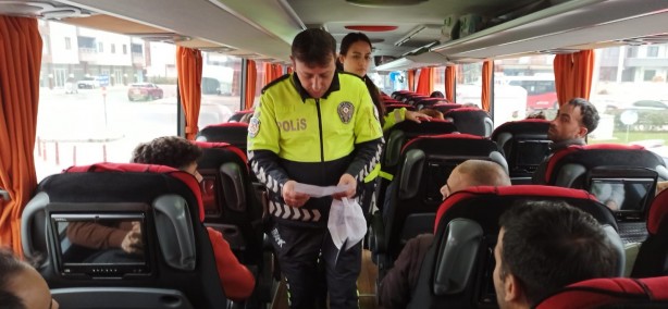 Foto - Ağrı'daki kaza sonrası trafik ekipleri harekete geçti