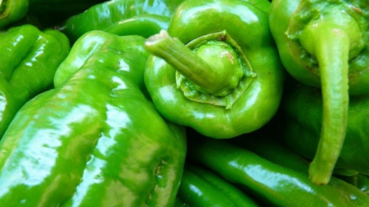 Foto - Ağzınıza sürmeden belli olacak! Biberin acı olup olmadığını anlamanın kolay yolu