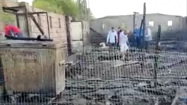 Foto - Ahırda çıkan yangında 25 hayvan telef oldu