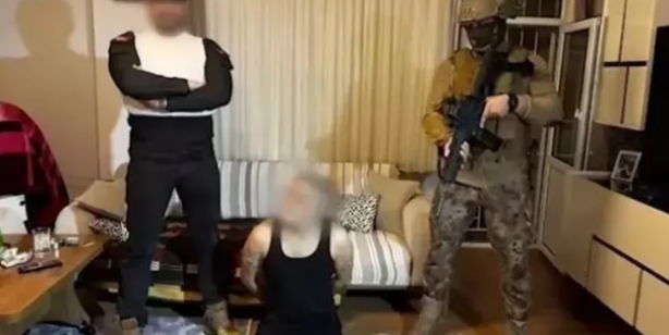 Ahkam kesiyorlardı! Bir de son haline bakın