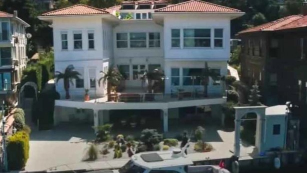 Foto - Ahlaksız dizi Yalı Çapkını çekiliyordu! Satılmasına karar verildi