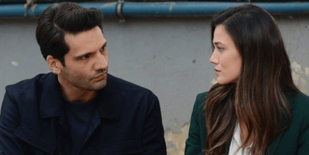 Ahlaksız dizinin oyuncusundan kameralar önünde rezillik!