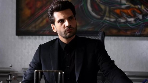 Foto - Ahlaksız dizinin oyuncusundan kameralar önünde rezillik!