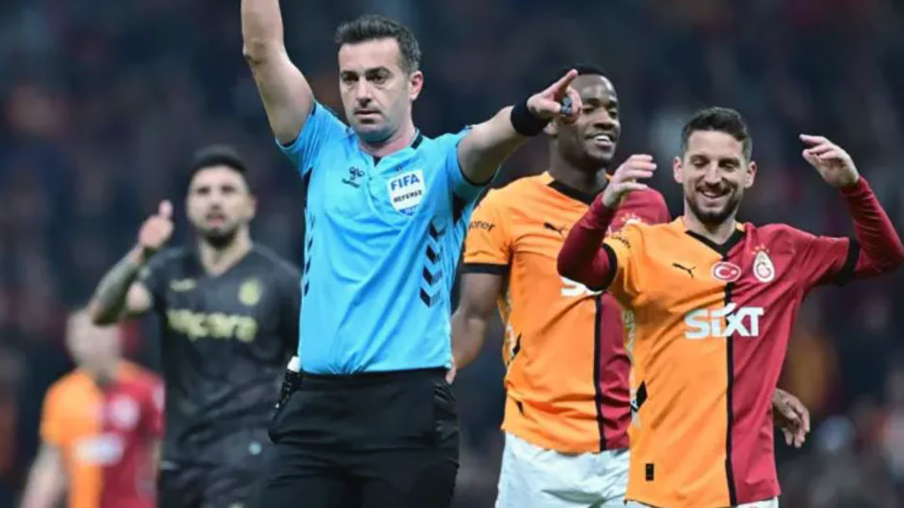 Foto - Ahlaksız görüntü mesleğinden etmişti! Elif Karaarslan hakemle dalga geçti