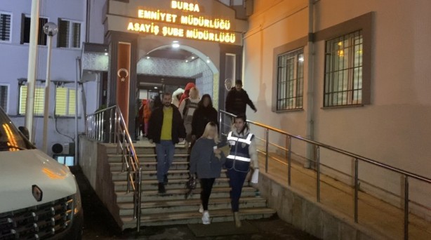 Foto - Ahlaksız şerefsizlere operasyon! Asın bunları millet kurtulsun