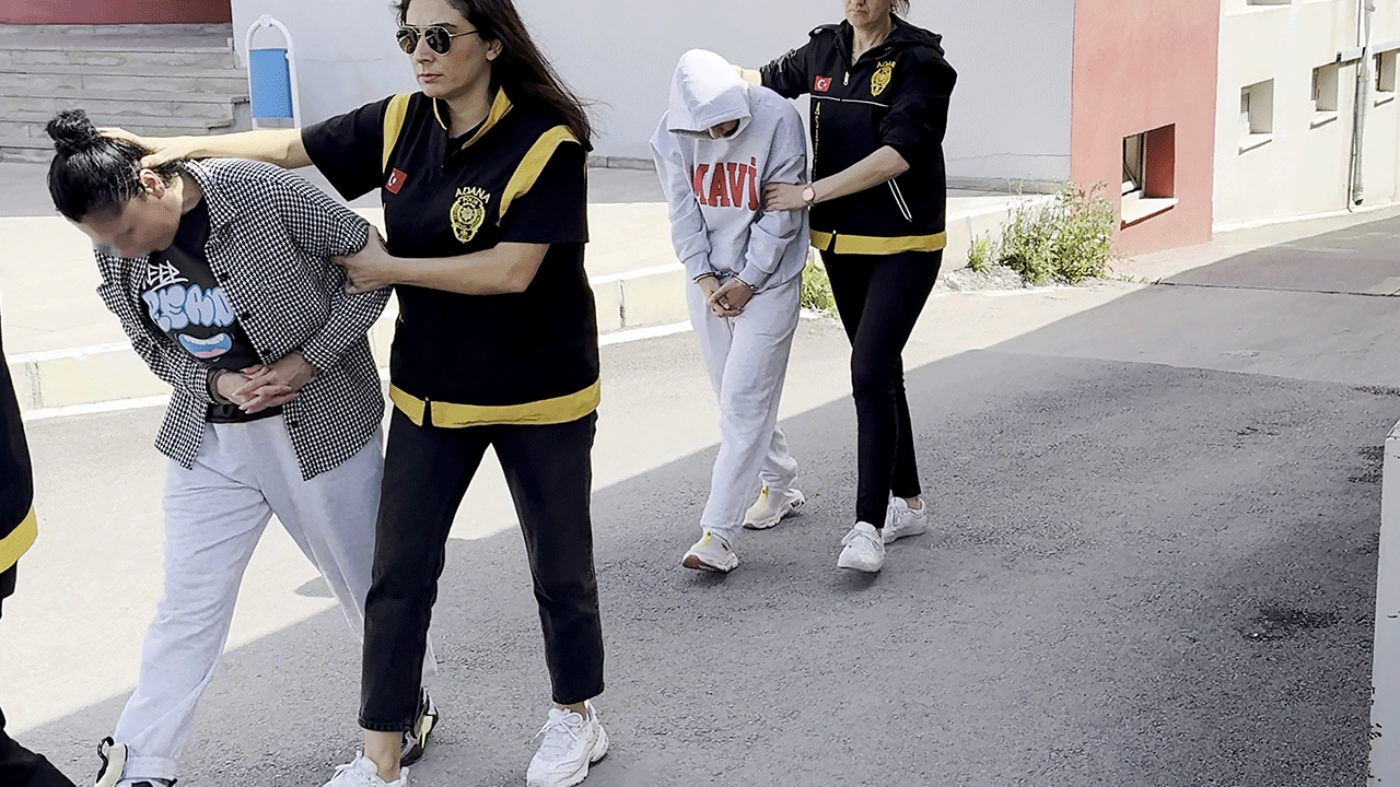 Foto - Ahlaksızlar suratlarını böyle kapattı