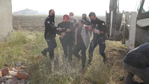 Foto - Ahlaksızlığın yuvasının yıkımına böyle engel olmaya çalıştılar