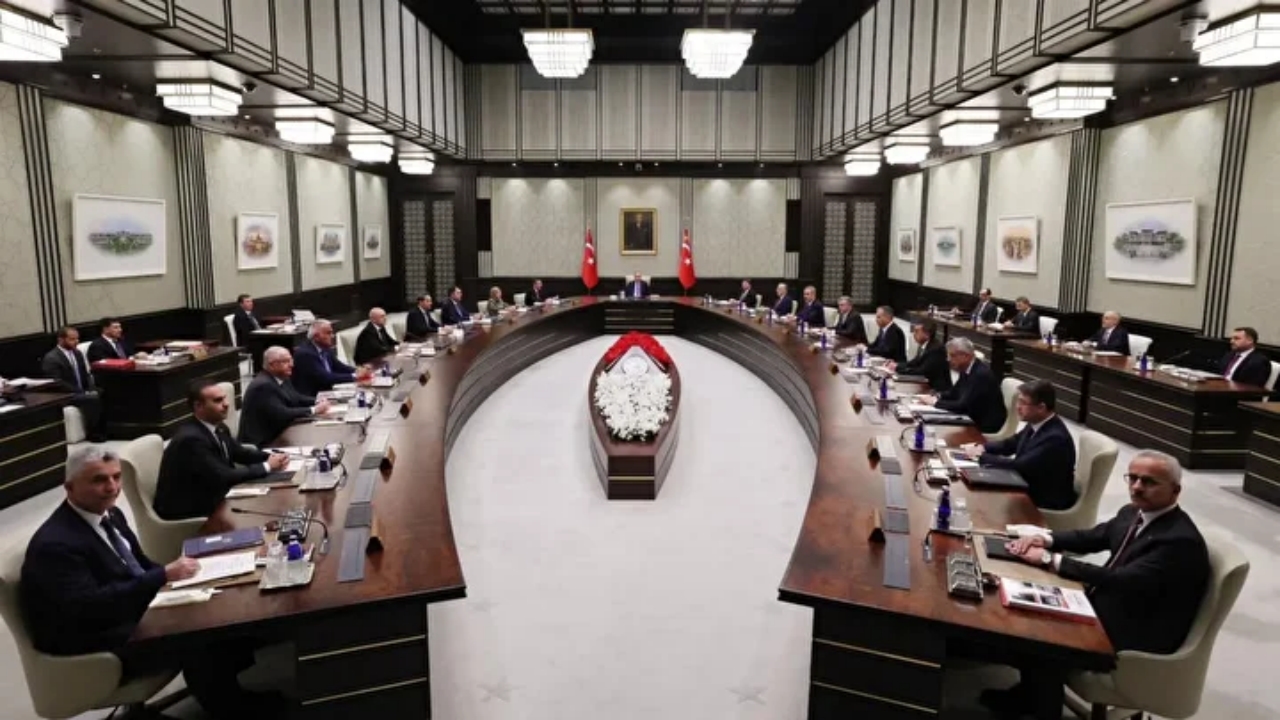 Foto - Ahlat’ta kritik kabine zirvesi! Masada milyonları ilgilendiren çok önemli bir konu var