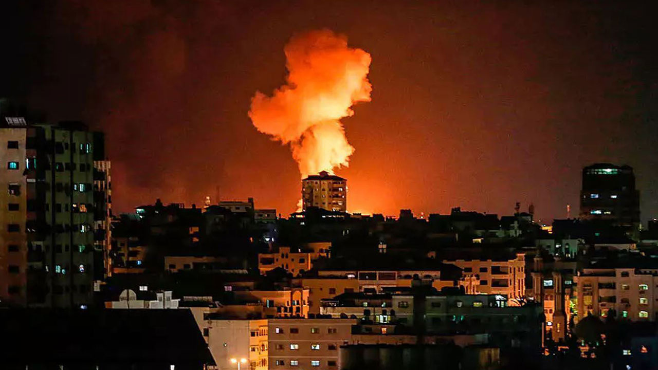 Foto - Ahmed El Şara'ya skandal Türkiye tehdidi: İzin verirseniz sizi vururuz