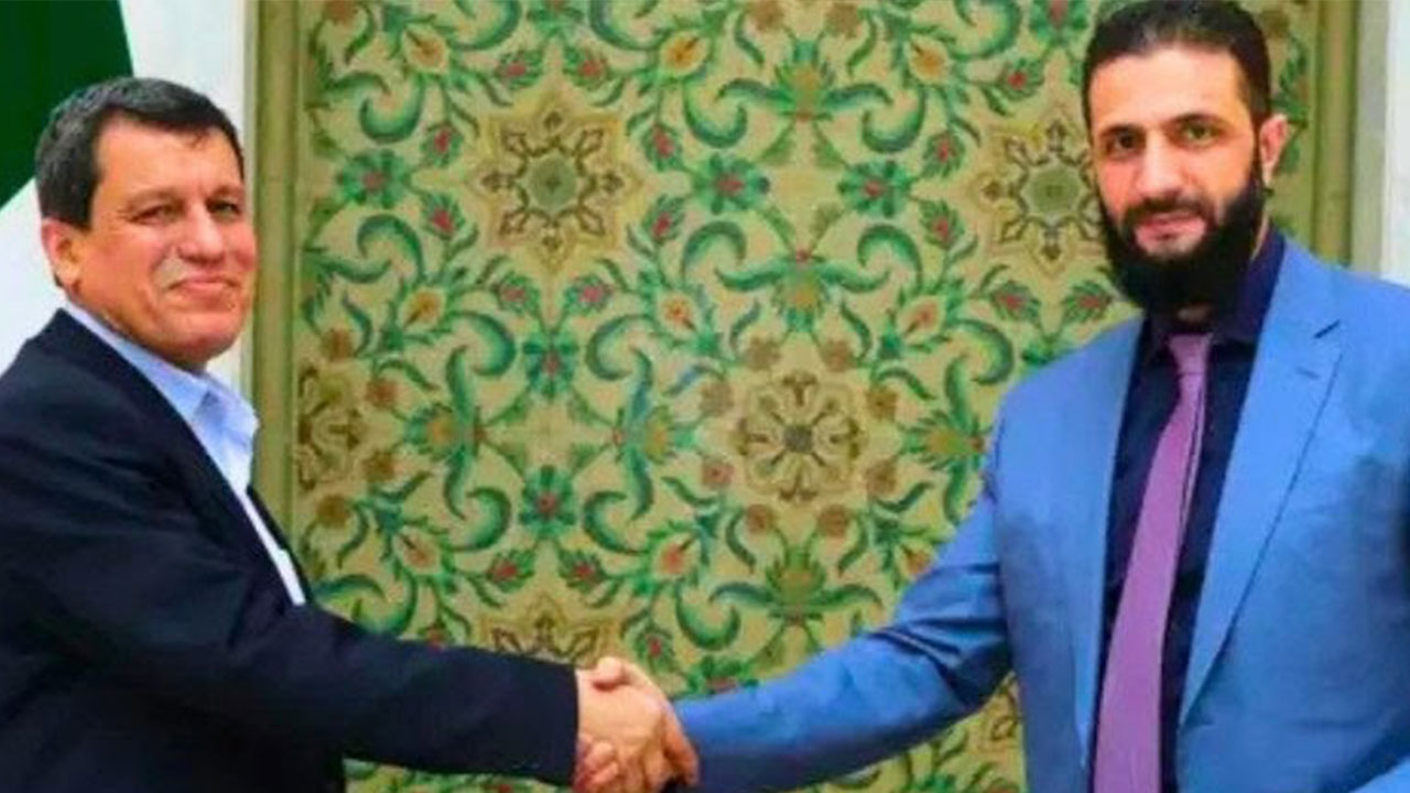 Foto - Ahmed El Şara'ya tehdit: Seni izliyoruz