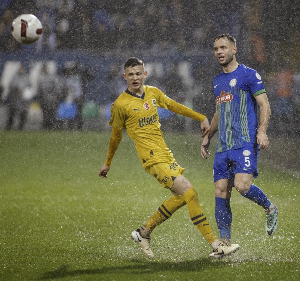 Foto - Ahmet Çakar Çaykur Rizespor-Fenerbahçe maçını değerlendirdi! "Maçı kaybetseydi..."