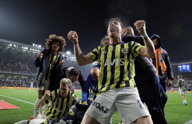 Foto - Ahmet Çakar ve Erman Toroğlu'ndan olay yorum! Kırmızı kartlar doğru mu?