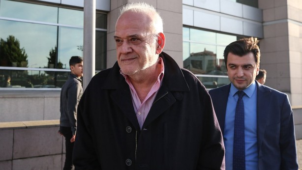 Foto - Ahmet Çakar’la ilgili şok gelişme! Sen ne yaptın böyle hocam! Tüh tüh tüh 