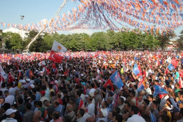 Foto - Ahmet Davutoğlu Türkiye'yi il il gezdi