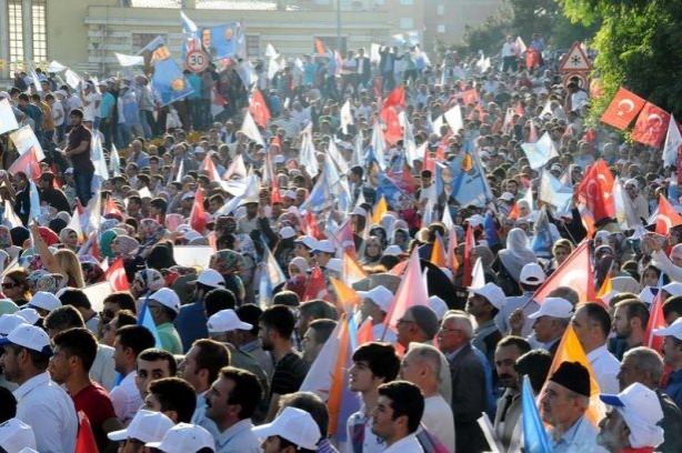 Foto - Ahmet Davutoğlu Türkiye'yi il il gezdi