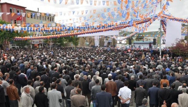 Foto - Ahmet Davutoğlu Türkiye'yi il il gezdi