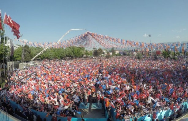 Foto - Ahmet Davutoğlu Türkiye'yi il il gezdi