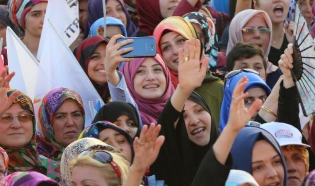 Foto - Ahmet Davutoğlu Türkiye'yi il il gezdi