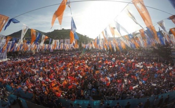 Foto - Ahmet Davutoğlu Türkiye'yi il il gezdi